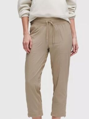 Lululemon Dance Studio Cropped Capri - Womens